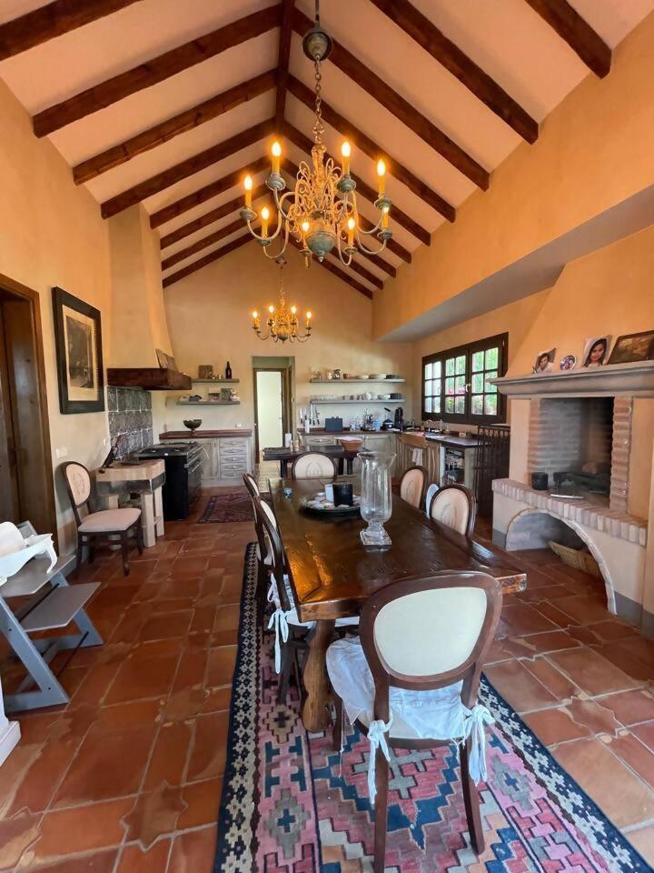 Villa Casa Sol Encantadora Villa Con Piscina Marbella Eksteriør billede