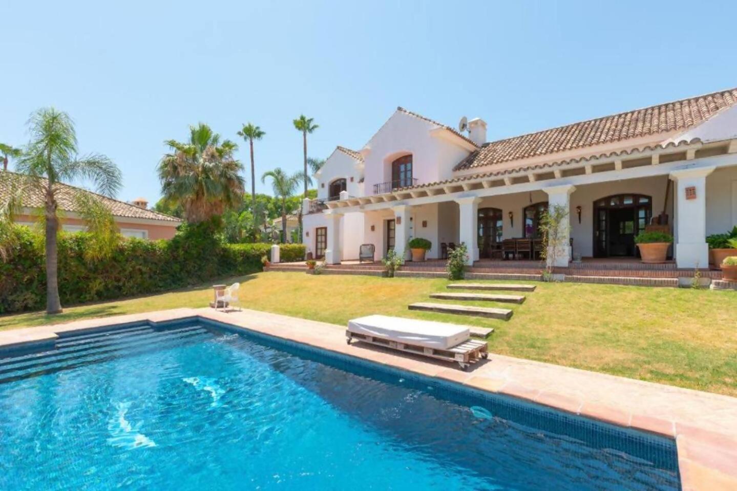 Villa Casa Sol Encantadora Villa Con Piscina Marbella Eksteriør billede