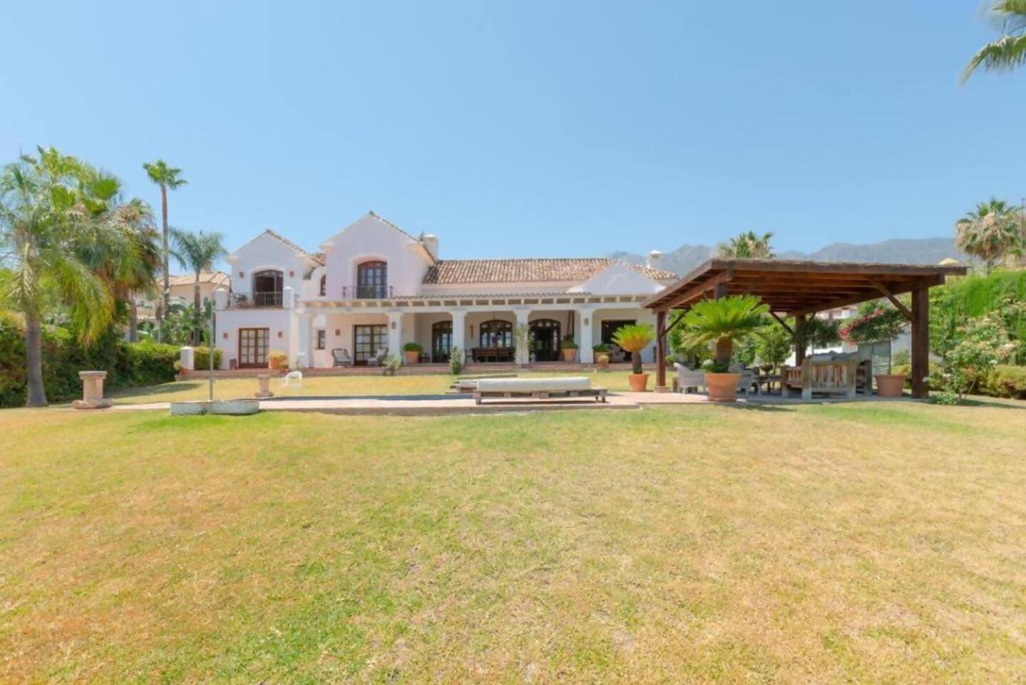 Villa Casa Sol Encantadora Villa Con Piscina Marbella Eksteriør billede