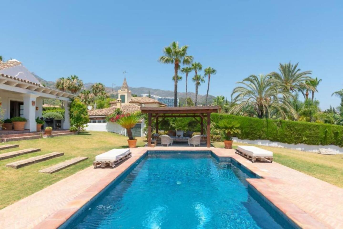 Villa Casa Sol Encantadora Villa Con Piscina Marbella Eksteriør billede