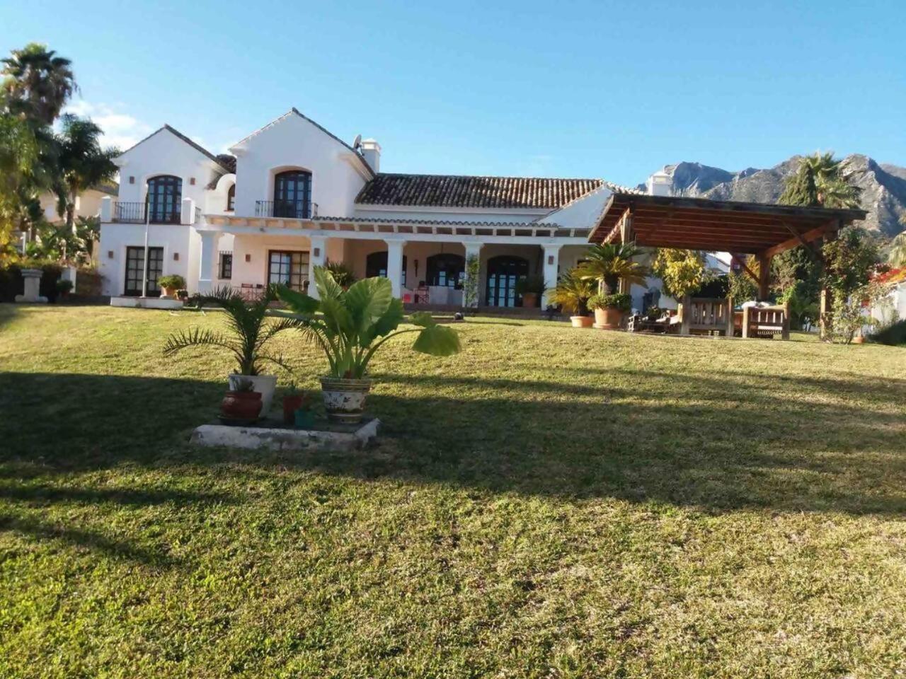 Villa Casa Sol Encantadora Villa Con Piscina Marbella Eksteriør billede