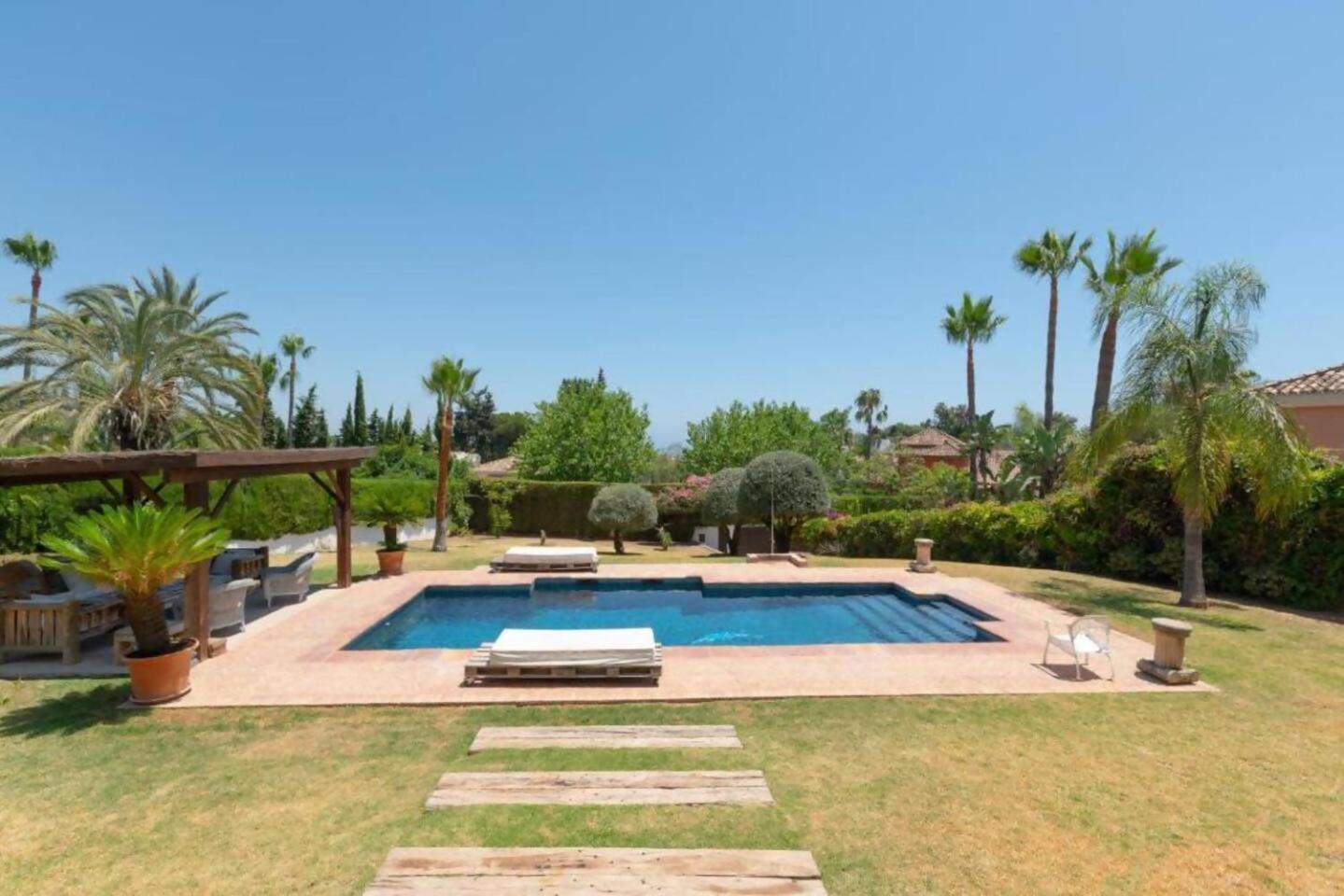 Villa Casa Sol Encantadora Villa Con Piscina Marbella Eksteriør billede
